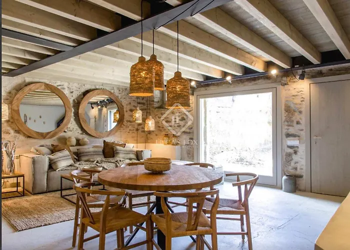 Con Chimenea Villa Age